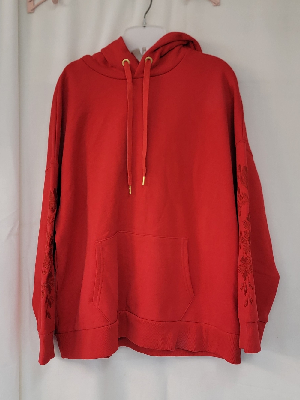 Levi's Red Crewneck Hoodie with Embroidered Sleeves